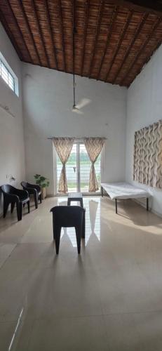 White House - Near Airport -Entire Villa - image 5