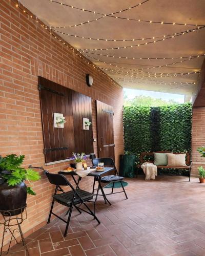 Luxury Airport Suite Bologna -3 Min Aeroporto -12 Min Fiera Bologna in Calderara di Reno