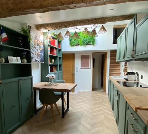 Duplex centre historique, climatisé haut standing
