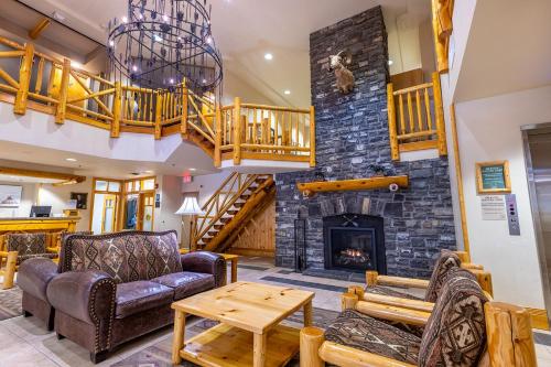로비, 브루스터즈 마운틴 로지 (Brewster's Mountain Lodge) in 밴프