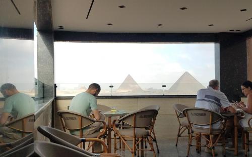 Pyramids Terrace INN 2
