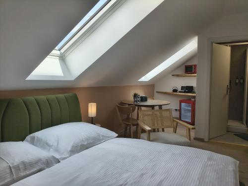 1 king bed