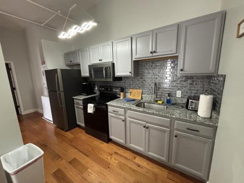 Downtown Albany 1 Bed With Workstation On Maiden Lane - Albany, NY