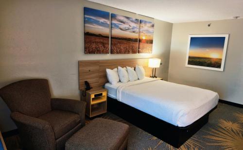 Days Inn by Wyndham Fargo/West Acres in ฟาร์โก (ND)