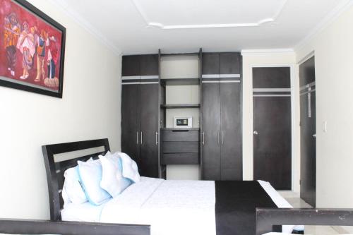 Hotel Sweet Home - image 4