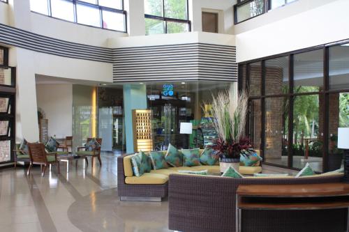 Unit 507 Pico De Loro