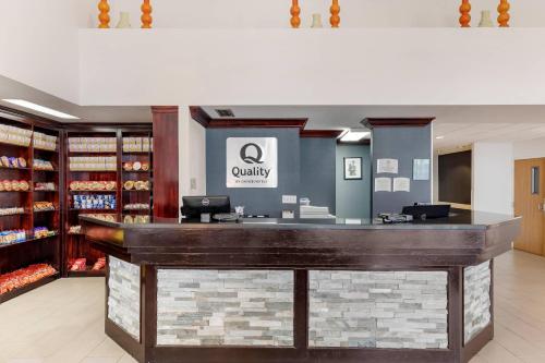 Lobby, Quality Inn & Suites Denver International Airport in Denver (CO)