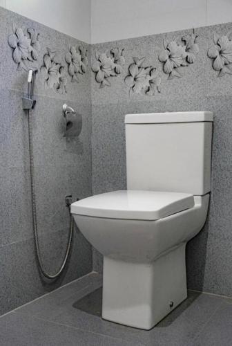 Opera Lanka Hotel- Hiriketiya - image 5