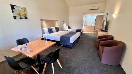 Captains Quarters Motor Inn in كامبريدج