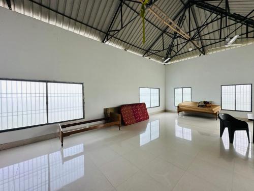 Banketisaal, Jungle Eco Mansion in Hatikhuli