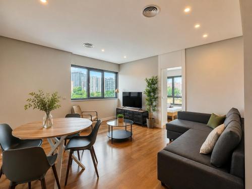 Apartamento Clásico con balcón en Sanchinarro