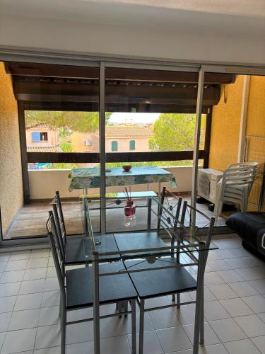 Piscine sur place & Bel Appartement T2 au Cap d'Agde