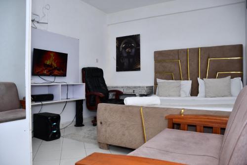 Seven Stars Apartments - image 2
