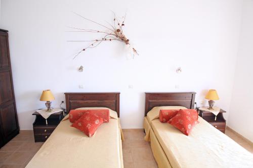 Studio (2 Adults)