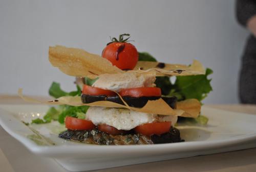 Hôtel Restaurant Le Provençal - image 7
