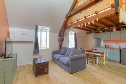 Joli appartement au coeur de Crémieu - Location saisonnière - Crémieu
