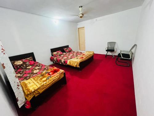 Sada bahar hotel near embassy bharakahu Islamabad - image 4
