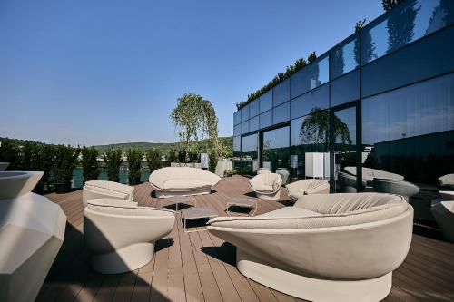 شرفة/ تراس, Emily Resort in مقاطعة ليشاكيفسكي