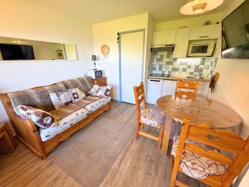Résidence Necou - Charmant appartement 3 pers aux Menuires au pied des pistes MAE-5864