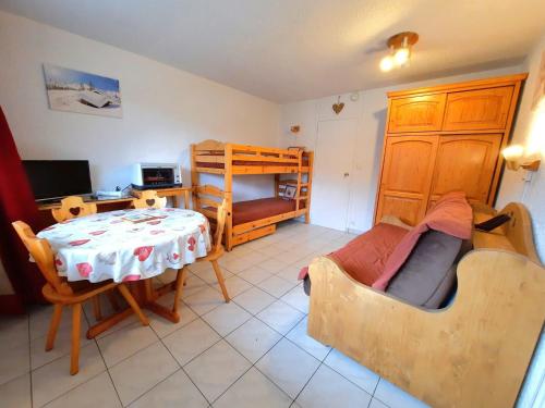 Résidence Aravis - Ski aux pieds studio 3 personnes au coeur des Ménuires MAE-5834