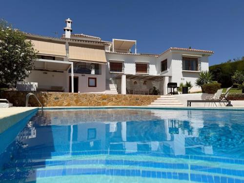 La Jara Andaluza - Villa con Piscina - Benalmádena