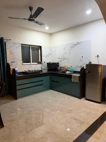 مطبخ, OSM Villa in Moleshwar
