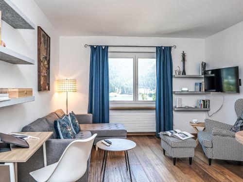 Apartment Chesa Sonnalpine B 55-7 by Interhome