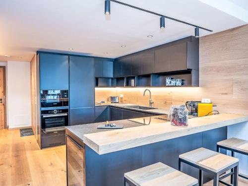 Apartment Chesa Zentrum 10B by Interhome
