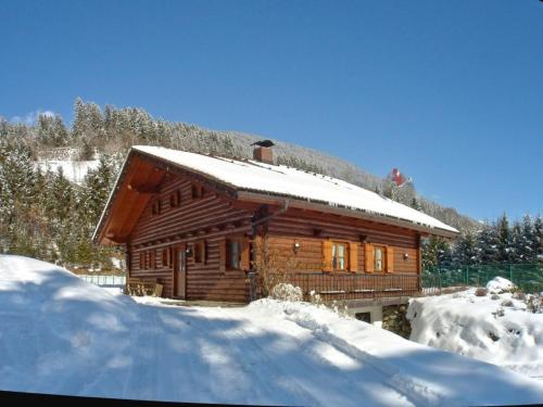 Holiday Home Glocknerhaus Naturdomizil in den Alpen by Interhome