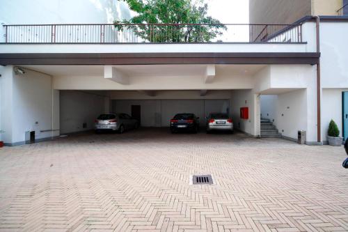 Hotel Terminal - image 10