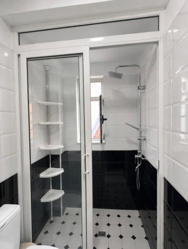 Ervita Apparment - image 4