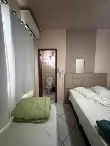 1 double bed, 2 twin beds
