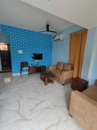 Rooftop private pool 3 BHK luxury villa in Unhere Bk