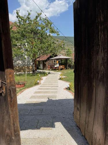 Guesthouse VOTRA in تيتوفو