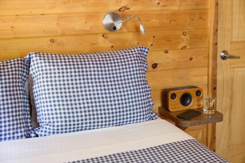 2 bedrooms, 3 beds
