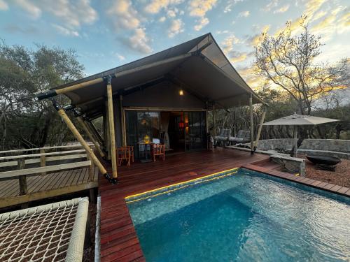 Ndzhaka Tented Camp