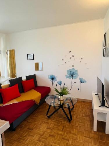 Poincaré Rosny, supers appartements (Poincare Rosny, supers appartements) in Росні-су-Буа