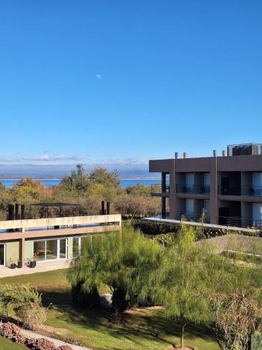 ALOJAMIENTO EN PRADO DEL LAGO villa rumipal