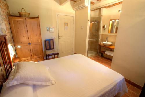 1 double bed