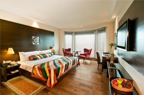 room detail thumbnail 0