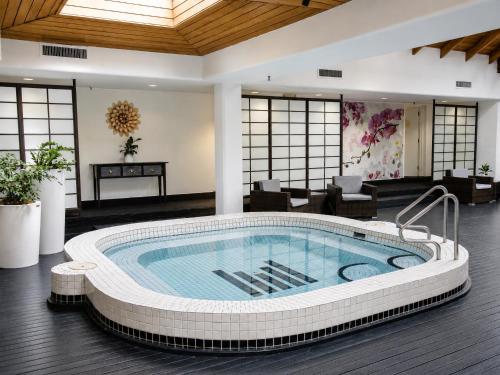 Гореща вана, Millennium Hotel Rotorua in Роторуа