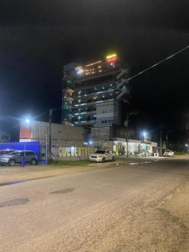 Golden Tree Hotel Belize in بليز سيتي