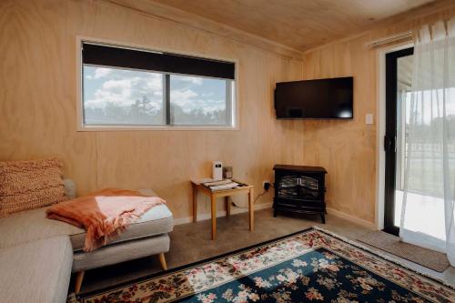 Tremorne Stay - the ultimate cosy couple cottage in Inglewood