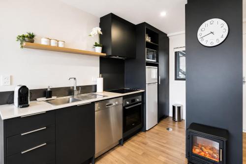 Newtown Tranquility Spacious 2-Bedroom Apartment in Newtown