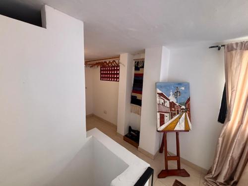 Private Colonial House in San Antonio - image 4