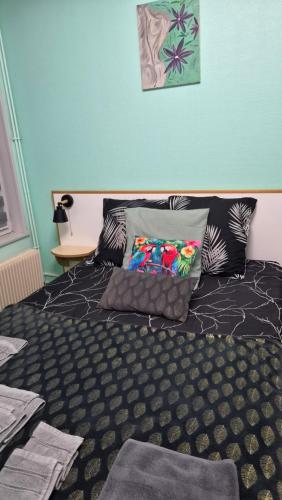 1 double bed