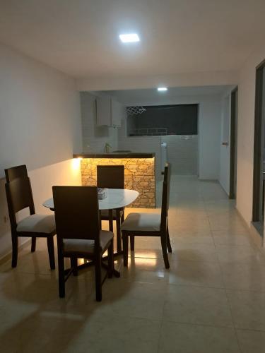 Van House Apartamento piso 2