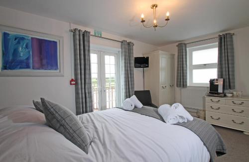 Halfway House Inn - image 5