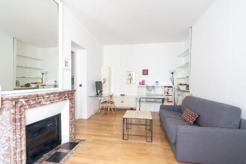 Cozy 1BDR Apartment for 4 Near Champs-Elysees