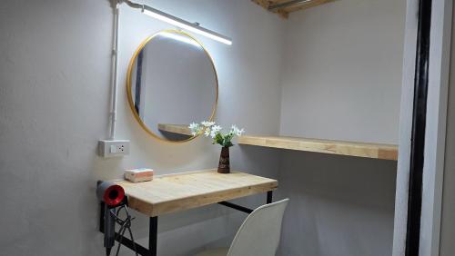 Facilities, Irich Theparak S101 - BTS-Chang Erawan 2kms near Mueang Samut Pu Chao Saming Phrai Hospital
